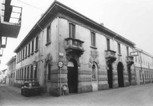 Palazzo Pisono, Naggi