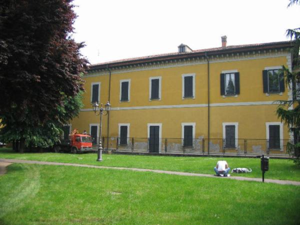 Villa Besozzi, Casati, Visconti di San Vito