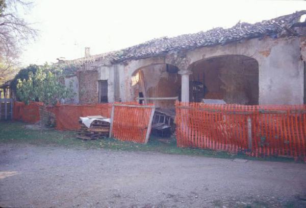 Villa Cacherano, Dall'Acqua - complesso