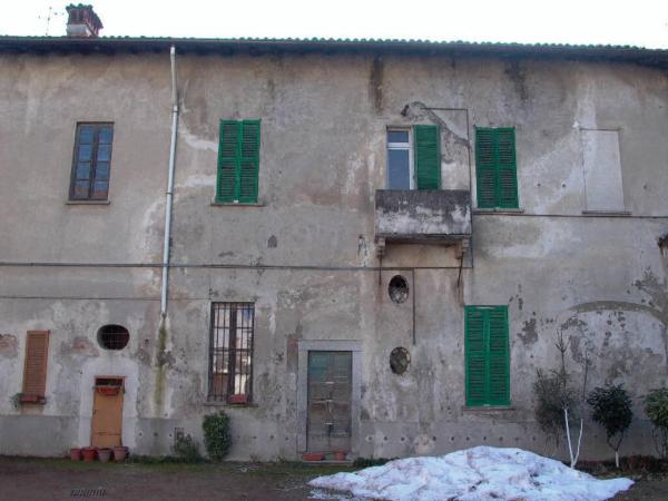 Villa Lanzani, Riva, Cusani, Besozzi, Valentini