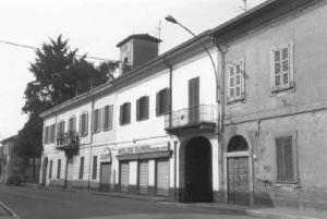 Villa Bardelli, Faconti