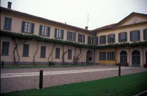 Villa Borromeo D'Adda, Khevvenhuller