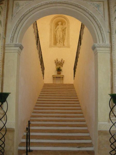 Villa di corte Maraini-Guerrieri Gonzaga