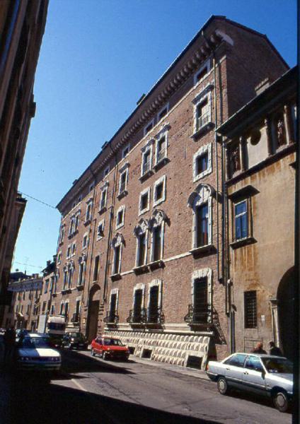 Palazzo Valenti
