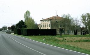 Corte Valle Bertellini