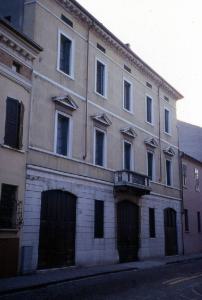 Casa Via Giovanni Chiassi 36-40