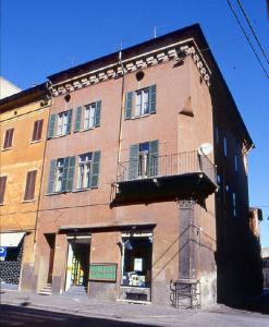 Casa Corso Vittorio Emanuele 17-19