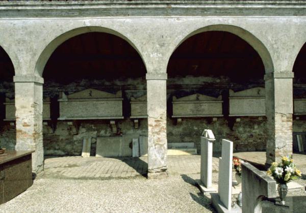 Cimitero dei Cavriani