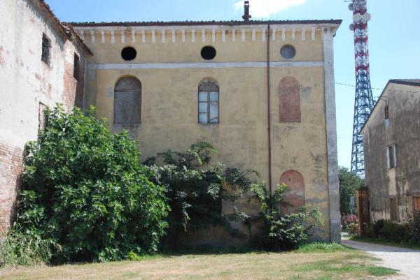 Palazzo eclettico a Torriana