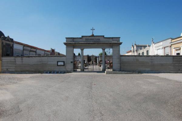 Cimitero di Serravalle Po - complesso