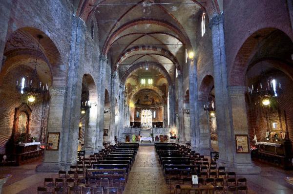 Basilica di S. Pietro in Ciel d'Oro