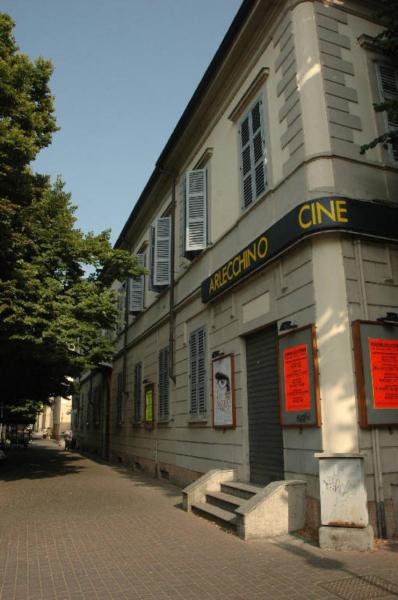 Cinema popolare e sede dalla SOMS