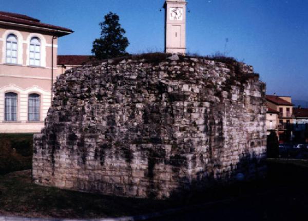 Torre di Enrici IV