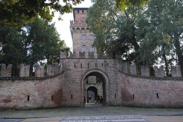 Castello dei Conti Albani - complesso