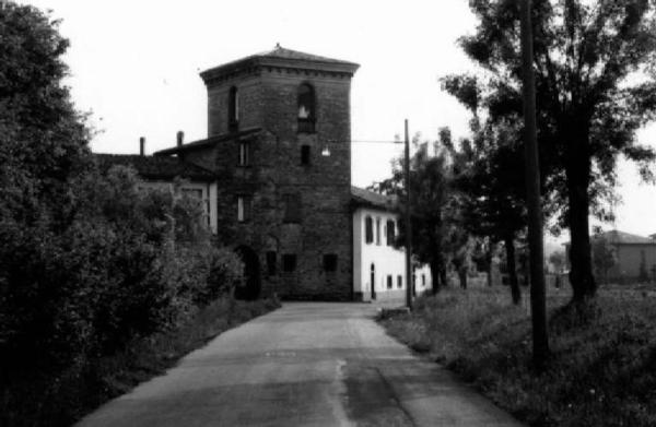 Torre Medioevale Via Astino