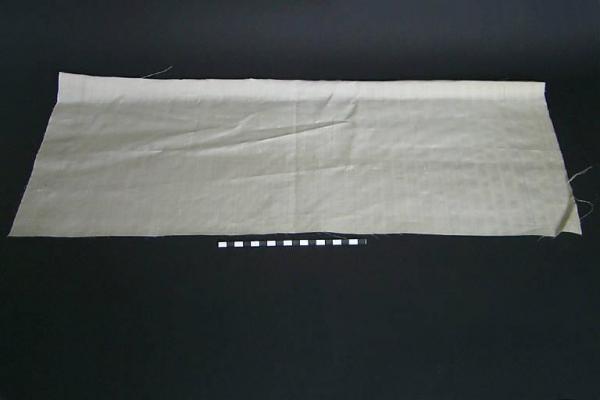 Tessuto di seta fatto al telaio a mano