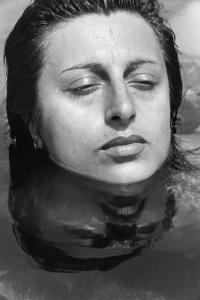 Stresa - Ritratto femminile - Anna Magnani attrice in acqua