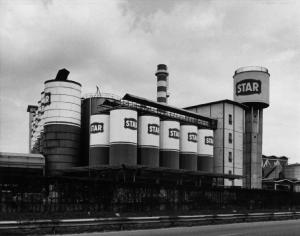 Agrate Brianza - stabilimento industriale Star - silos