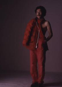 Ritratto maschile - uomo in abiti rossi
