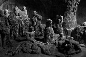 Italia del Sud. Italia Magica - Calabria - Pizzo Calabro - Grotta di Piedigrotta - tufo - statue