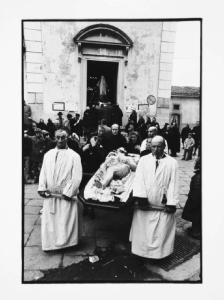 Lucania - Barile - processione del Venerdì Santo - Cristo morto