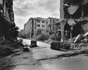 Beirut. Centro storico semidistrutto - edifici d'epoca abbandonati - macerie