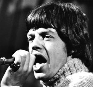 Il cantante rock Mick Jagger durante un concerto