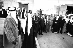Amman - dignitari in attesa del re Hussein di Giordania