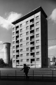 Ritratti di fabbriche 1978-1980. Milano - Via Giuseppe Ferrari - Edificio per abitazioni - Torre dell'acqua