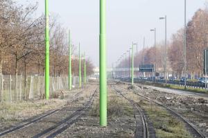 Tramsformazione. Milano - Cinisello Balsamo - Cantiere della metrotranvia - Percorso dei binari - Pali - Alberi - Strada parallela - Macchine