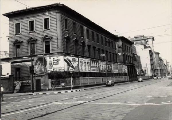 Milano - Istituto di Assistenza ai Minorenni di via Venini - Demolizione