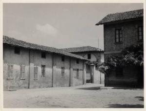 Calvignasco - Podere Calvignasco - Casa colonica e caseificio