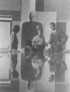 Ritratto di gruppo - Giuseppe Terragni, Massimo Bontempelli e ignoto - Casa del Fascio - Como