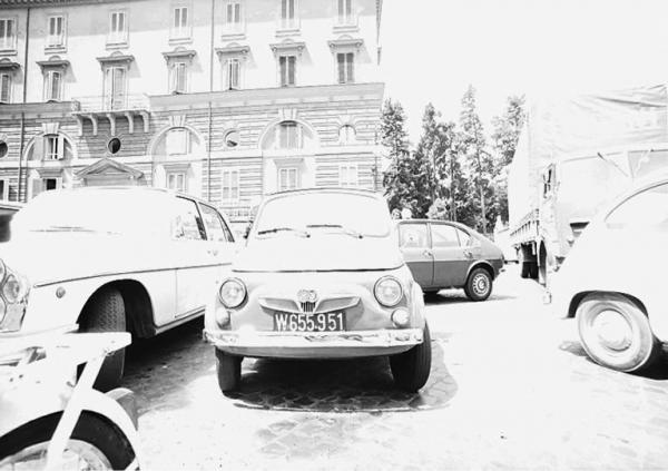 Automobile - Fiat 500 - Roma