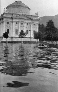 Como - Esondazione del 1935 - Tempio Voltiano