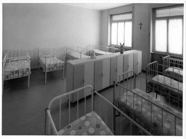 Croce Rossa Italiana - Comitato Provinciale di Bergamo - Centro rieducazione motoria - Camera da letto - Arredamento -- Albino