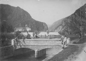 Barghe - Ponte Chiese e canale / Croce Rossa Italiana - Ospedale da Guerra n. 7 - Accampamento -- Barghe