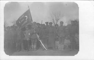 Bandiera turca - Requisizione da parte di truppe dell'esercito bulgaro / Marchi, Raffaele