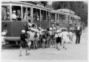 Fanciulli - Trasporto - Impiego di trams -- Bergamo - Polaresco