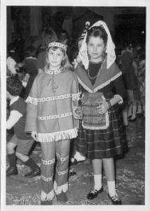 Fanciulle - Costumi di Carnevale -- Bergamo - Teatro Donizetti