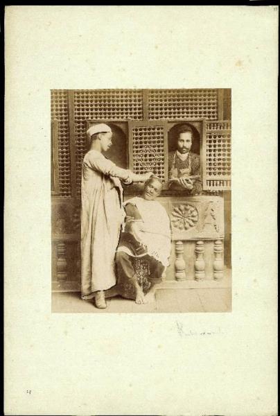 Ritratto di gruppo maschile - Barbiere e clienti - Egitto