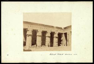 Sito archeologico - Egitto - Medinet Habu - Tempio di Ramses III - Seconda corte / Ritratto di gruppo - Tre uomini egiziani