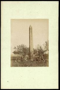 Egitto - Il Cairo - Obelisco di Heliopolis / Ritratto di gruppo - Famiglie egiziane con animali da soma