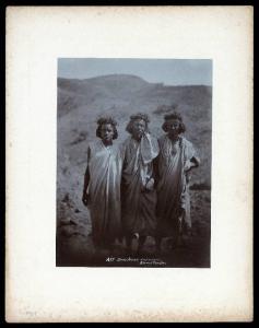 Ritratto di gruppo maschile - Tre uomini Beni Amer - Eritrea