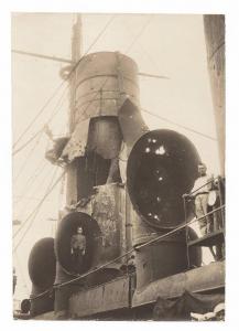 Guerra russo-giapponese - Russia - Vladivostok - Fumaioli dell'incrociatore corazzato Gromoboi ammiraglia della Marina imperiale russa danneggiati dopo la battaglia di Tsushima