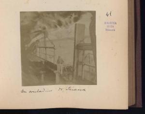 Ritratto maschile - Marinaio sul ponte della nave Palermo e uomo su imbarcazione - Sicilia