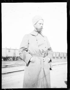 Guerra russo-giapponese - Ritratto maschile - Militare - Addetto militare svedese al campo russo Capitano N. D. Edlund in una stazione ferroviaria - Russia - Manciuria