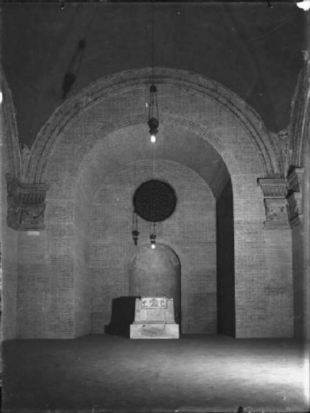 Mantova - Tempio di S. Sebastiano - Monumento ai Martiri di Belfiore