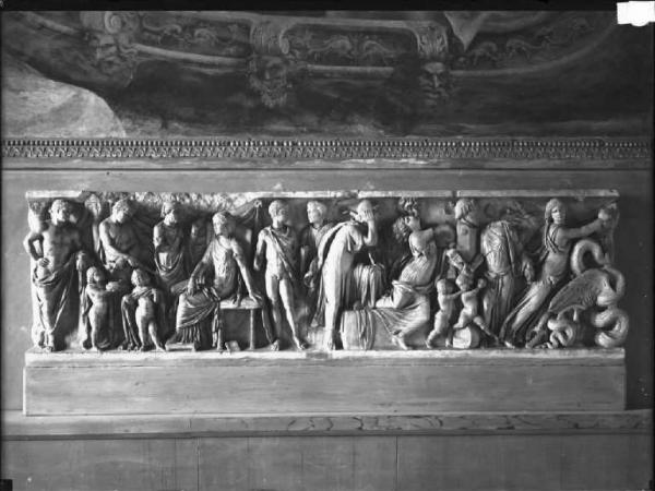 Rilievo - Leggenda di Medea - Sarcofago - Mantova - Museo di Palazzo Ducale