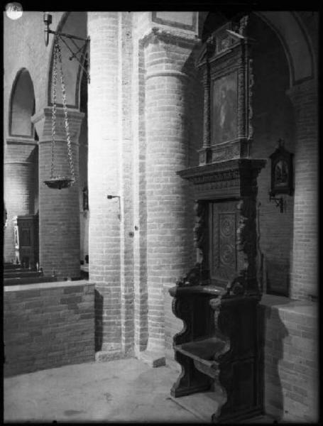 Pieve di Coriano - Chiesa di S. Maria Assunta - Scranno con icona della Madonna